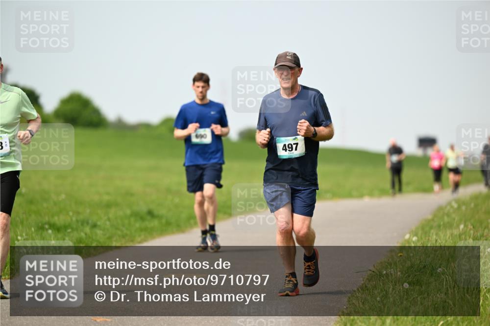 10.05.2026 - 8. Wedeler Halbmarathon Dr. Thomas Lammeyer http://msf.ph/oto/9710797 10.05.2026 12:05:14 Laufen 497 meine-sportfotos.de
