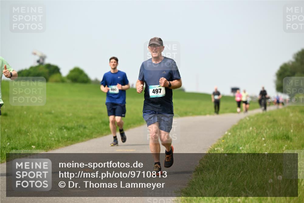 10.05.2026 - 8. Wedeler Halbmarathon Dr. Thomas Lammeyer http://msf.ph/oto/9710813 10.05.2026 12:05:16 Laufen 497 meine-sportfotos.de