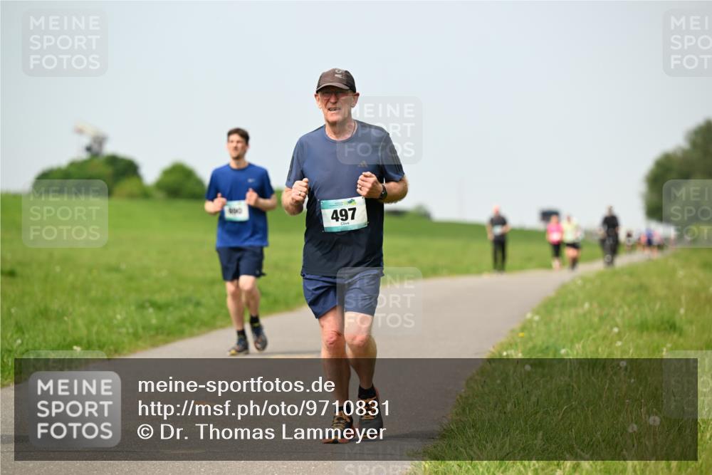 10.05.2026 - 8. Wedeler Halbmarathon Dr. Thomas Lammeyer http://msf.ph/oto/9710831 10.05.2026 12:05:16 Laufen 497 meine-sportfotos.de