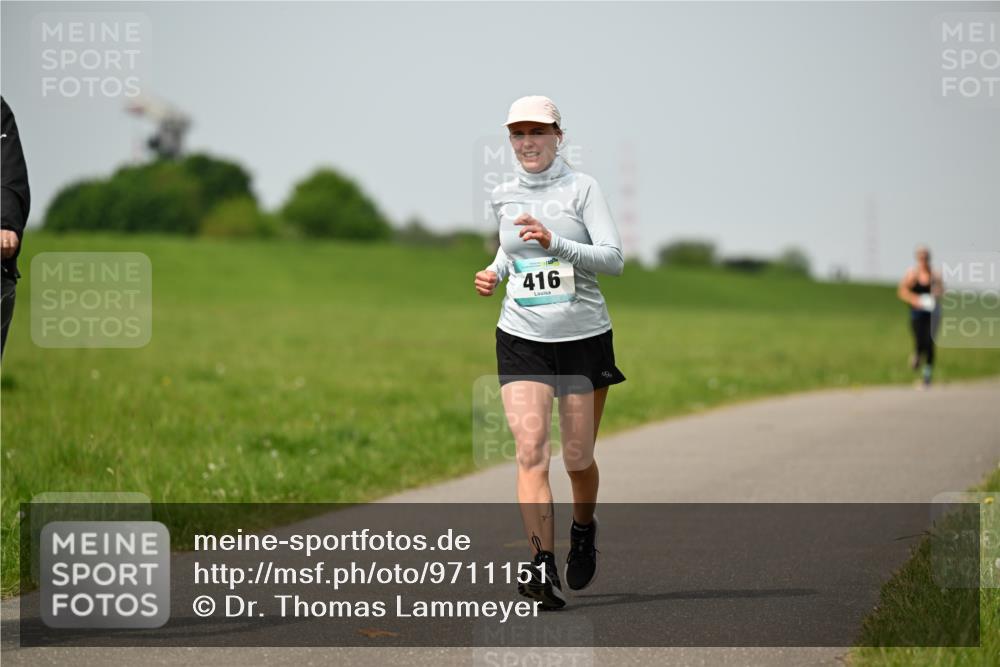 10.05.2026 - 8. Wedeler Halbmarathon Dr. Thomas Lammeyer http://msf.ph/oto/9711151 10.05.2026 12:05:44 Laufen 416 meine-sportfotos.de