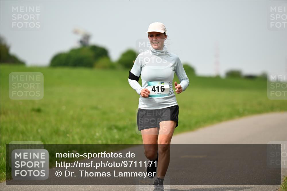 10.05.2026 - 8. Wedeler Halbmarathon Dr. Thomas Lammeyer http://msf.ph/oto/9711171 10.05.2026 12:05:46 Laufen 416 meine-sportfotos.de