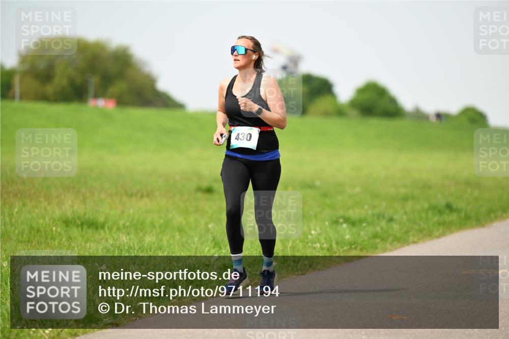 10.05.2026 - 8. Wedeler Halbmarathon Dr. Thomas Lammeyer http://msf.ph/oto/9711194 10.05.2026 12:06:02 Laufen 430 meine-sportfotos.de