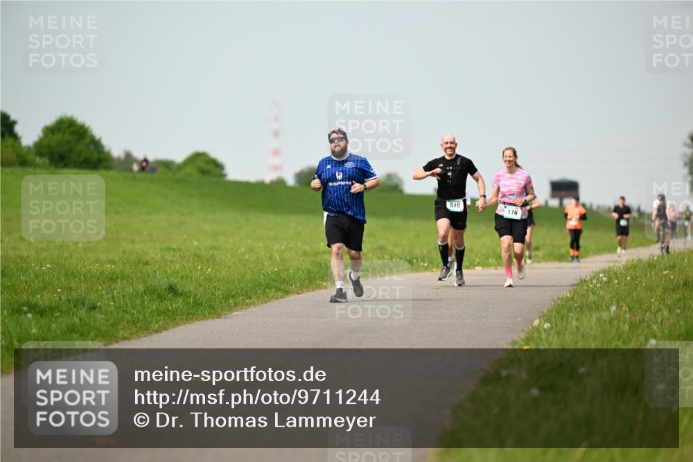 10.05.2026 - 8. Wedeler Halbmarathon Dr. Thomas Lammeyer http://msf.ph/oto/9711244 10.05.2026 12:06:08 Laufen 510, 176 meine-sportfotos.de