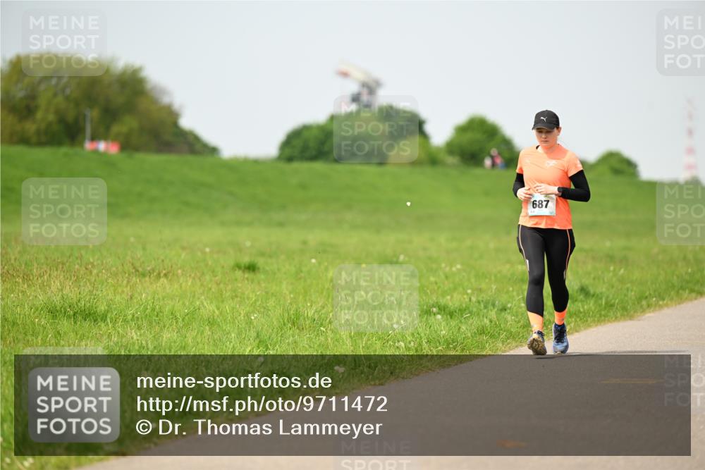 10.05.2026 - 8. Wedeler Halbmarathon Dr. Thomas Lammeyer http://msf.ph/oto/9711472 10.05.2026 12:06:34 Laufen 687 meine-sportfotos.de
