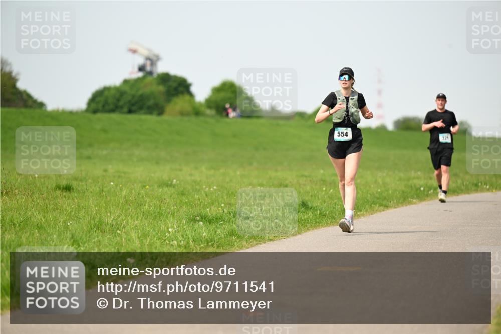 10.05.2026 - 8. Wedeler Halbmarathon Dr. Thomas Lammeyer http://msf.ph/oto/9711541 10.05.2026 12:06:39 Laufen 554, 321 meine-sportfotos.de