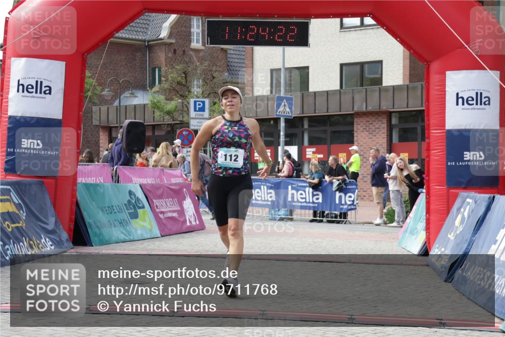 10.05.2026 - 8. Wedeler Halbmarathon Yannick Fuchs http://msf.ph/oto/9711768 10.05.2026 11:24:20 Ziel 112 meine-sportfotos.de