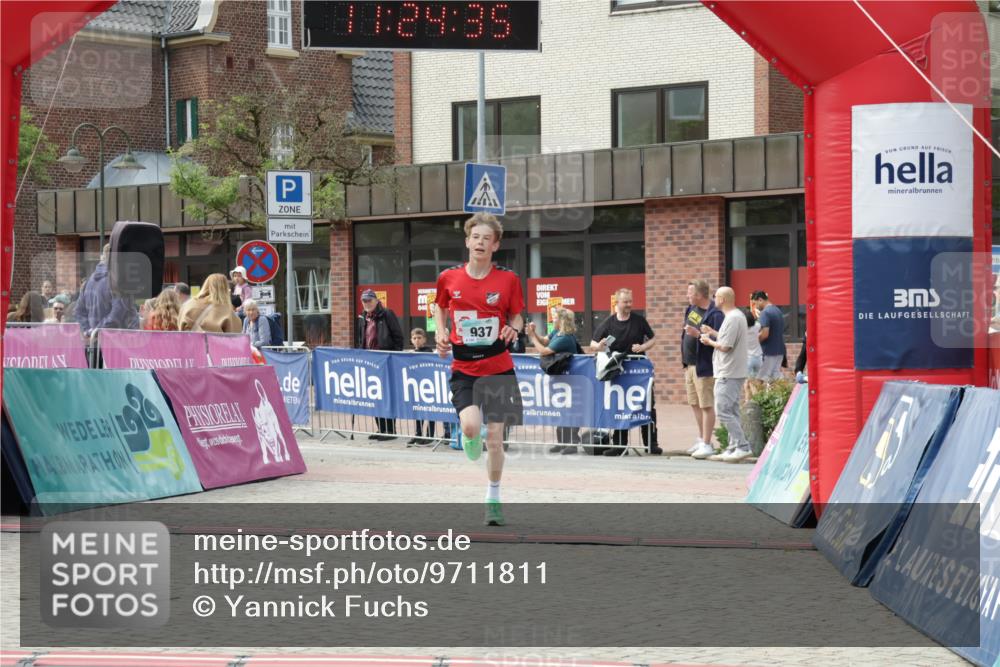 10.05.2026 - 8. Wedeler Halbmarathon Yannick Fuchs http://msf.ph/oto/9711811 10.05.2026 11:24:33 Ziel 937 meine-sportfotos.de