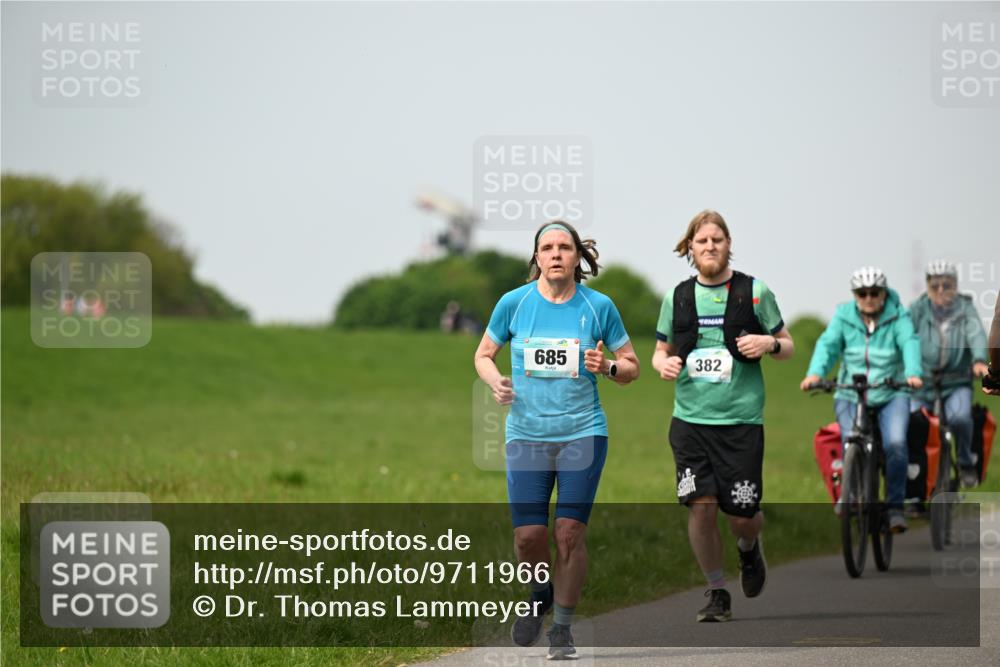 10.05.2026 - 8. Wedeler Halbmarathon Dr. Thomas Lammeyer http://msf.ph/oto/9711966 10.05.2026 12:07:41 Laufen 685, 382 meine-sportfotos.de