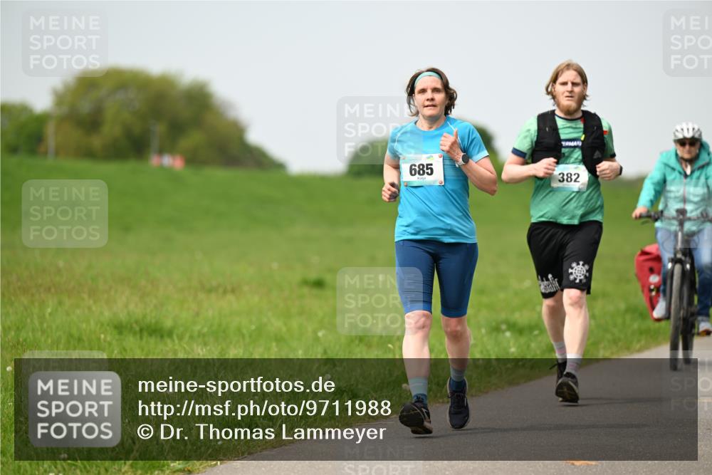 10.05.2026 - 8. Wedeler Halbmarathon Dr. Thomas Lammeyer http://msf.ph/oto/9711988 10.05.2026 12:07:42 Laufen 685, 382 meine-sportfotos.de