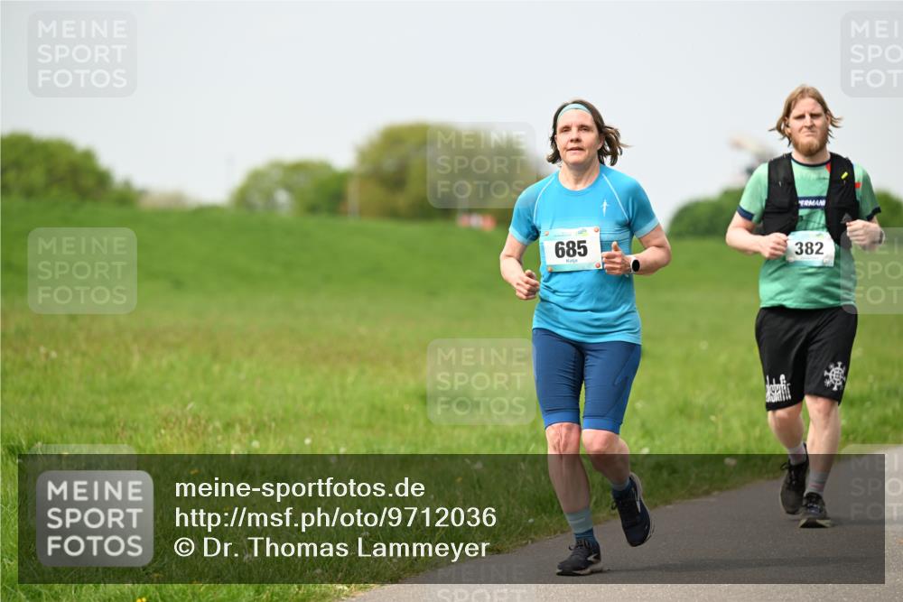 10.05.2026 - 8. Wedeler Halbmarathon Dr. Thomas Lammeyer http://msf.ph/oto/9712036 10.05.2026 12:07:44 Laufen 685, 382 meine-sportfotos.de