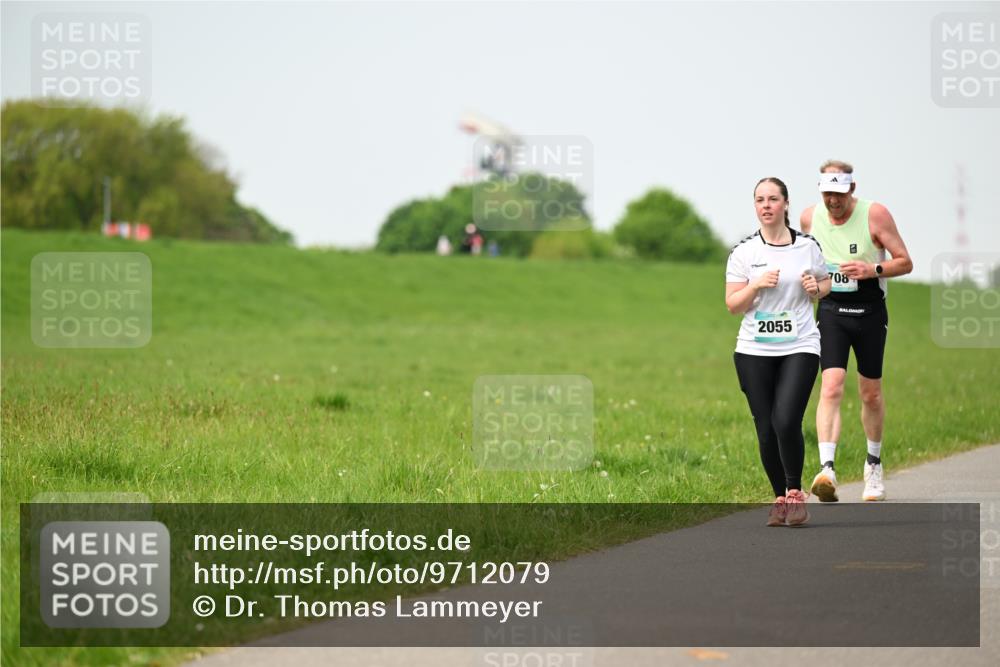 10.05.2026 - 8. Wedeler Halbmarathon Dr. Thomas Lammeyer http://msf.ph/oto/9712079 10.05.2026 12:07:50 Laufen 2055, 708 meine-sportfotos.de
