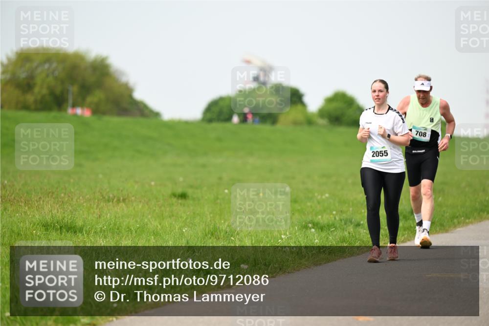 10.05.2026 - 8. Wedeler Halbmarathon Dr. Thomas Lammeyer http://msf.ph/oto/9712086 10.05.2026 12:07:50 Laufen 2055, 708 meine-sportfotos.de