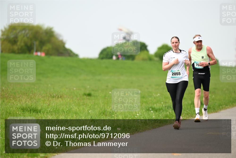 10.05.2026 - 8. Wedeler Halbmarathon Dr. Thomas Lammeyer http://msf.ph/oto/9712096 10.05.2026 12:07:51 Laufen 2055 meine-sportfotos.de