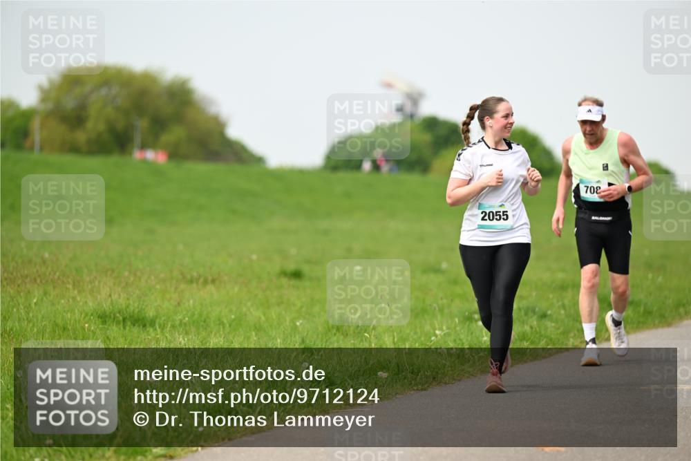10.05.2026 - 8. Wedeler Halbmarathon Dr. Thomas Lammeyer http://msf.ph/oto/9712124 10.05.2026 12:07:52 Laufen 2055, 708 meine-sportfotos.de