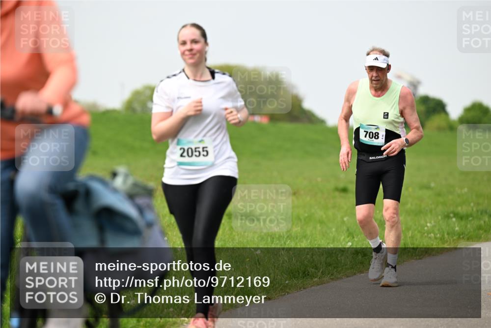 10.05.2026 - 8. Wedeler Halbmarathon Dr. Thomas Lammeyer http://msf.ph/oto/9712169 10.05.2026 12:07:55 Laufen 2055, 708 meine-sportfotos.de