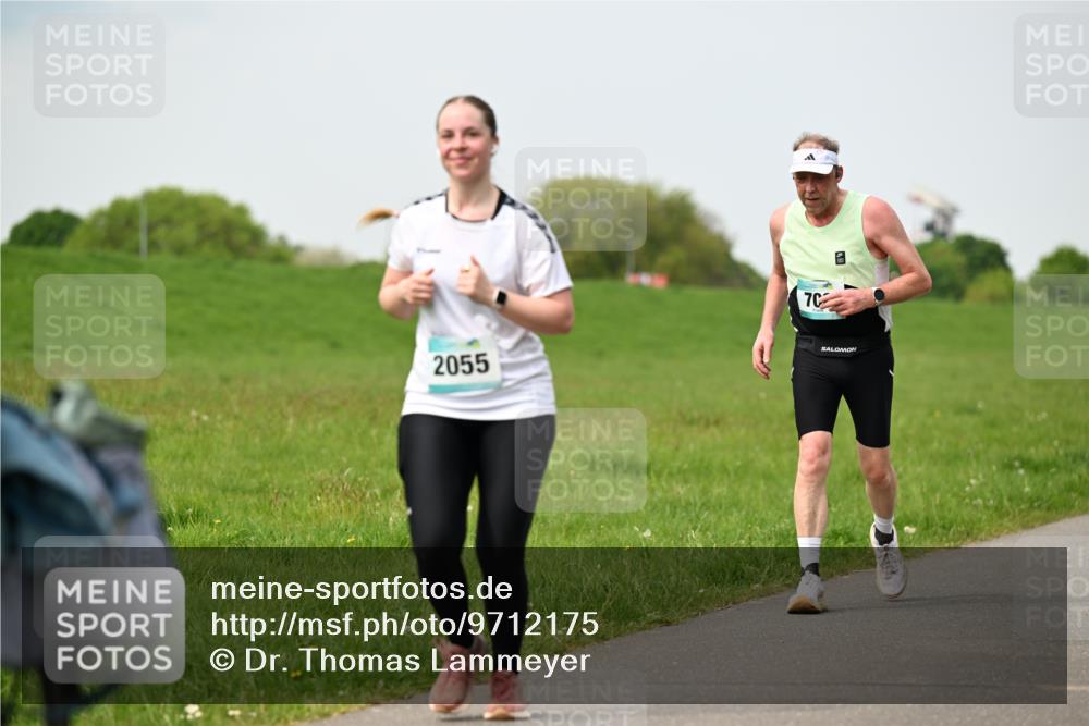10.05.2026 - 8. Wedeler Halbmarathon Dr. Thomas Lammeyer http://msf.ph/oto/9712175 10.05.2026 12:07:55 Laufen 2055 meine-sportfotos.de