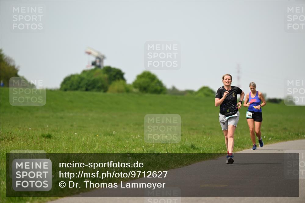 10.05.2026 - 8. Wedeler Halbmarathon Dr. Thomas Lammeyer http://msf.ph/oto/9712627 10.05.2026 12:09:17 Laufen 188 meine-sportfotos.de