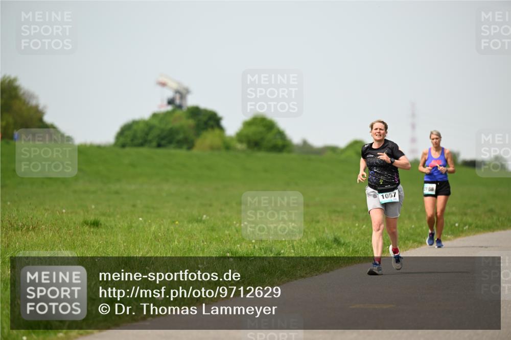 10.05.2026 - 8. Wedeler Halbmarathon Dr. Thomas Lammeyer http://msf.ph/oto/9712629 10.05.2026 12:09:18 Laufen 1057, 2188 meine-sportfotos.de
