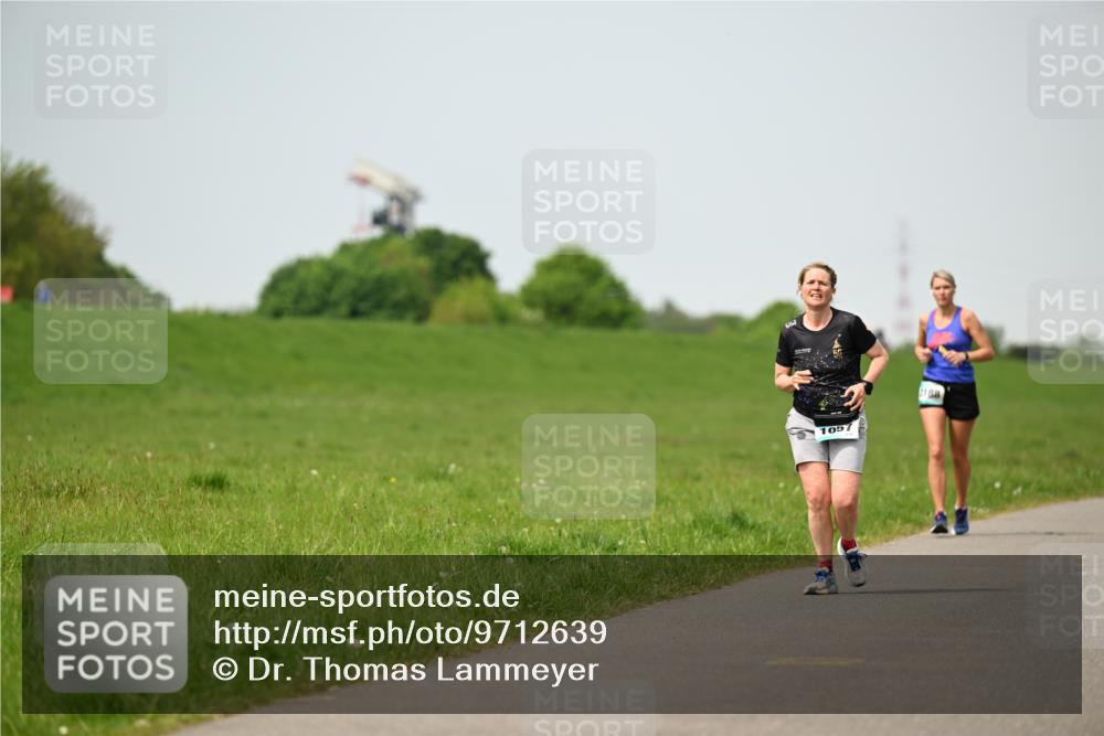 10.05.2026 - 8. Wedeler Halbmarathon Dr. Thomas Lammeyer http://msf.ph/oto/9712639 10.05.2026 12:09:18 Laufen 1057, 188 meine-sportfotos.de