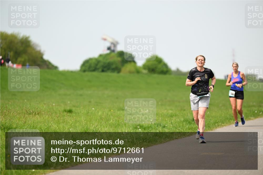 10.05.2026 - 8. Wedeler Halbmarathon Dr. Thomas Lammeyer http://msf.ph/oto/9712661 10.05.2026 12:09:19 Laufen 188 meine-sportfotos.de
