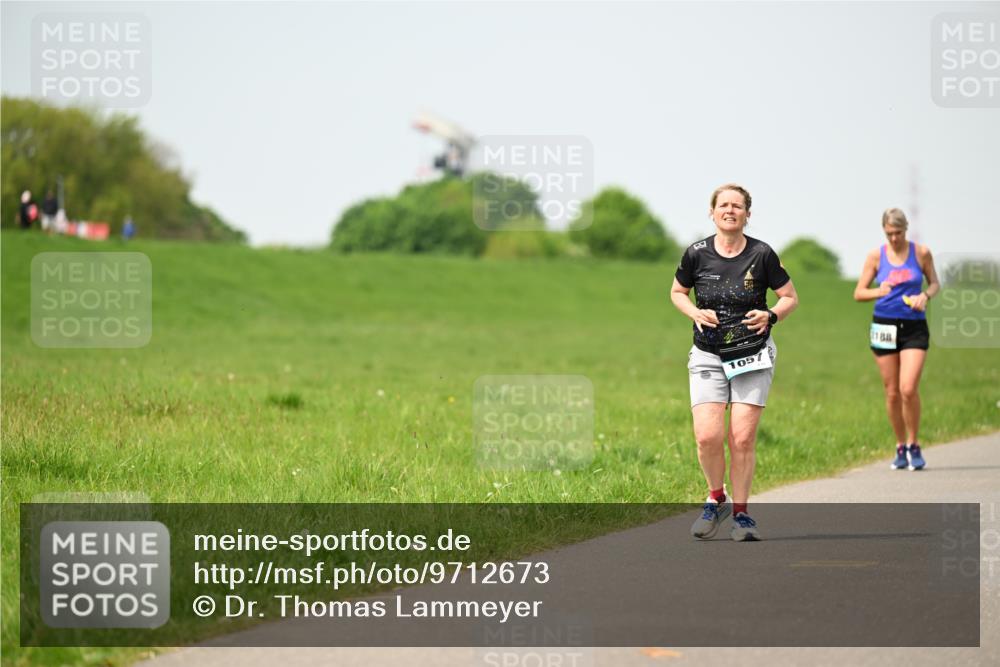 10.05.2026 - 8. Wedeler Halbmarathon Dr. Thomas Lammeyer http://msf.ph/oto/9712673 10.05.2026 12:09:20 Laufen 1057, 2188 meine-sportfotos.de