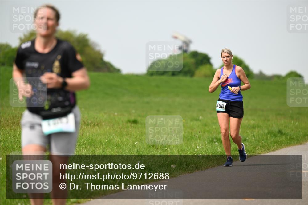 10.05.2026 - 8. Wedeler Halbmarathon Dr. Thomas Lammeyer http://msf.ph/oto/9712688 10.05.2026 12:09:25 Laufen 188 meine-sportfotos.de