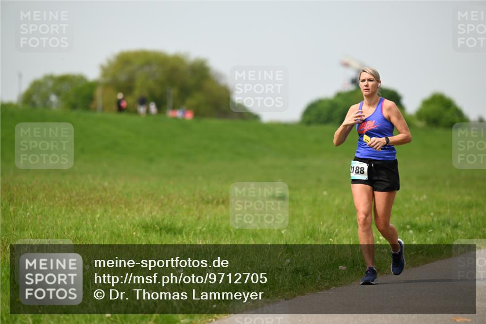 10.05.2026 - 8. Wedeler Halbmarathon Dr. Thomas Lammeyer http://msf.ph/oto/9712705 10.05.2026 12:09:26 Laufen 188 meine-sportfotos.de