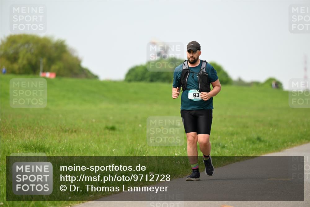 10.05.2026 - 8. Wedeler Halbmarathon Dr. Thomas Lammeyer http://msf.ph/oto/9712728 10.05.2026 12:09:46 Laufen  meine-sportfotos.de