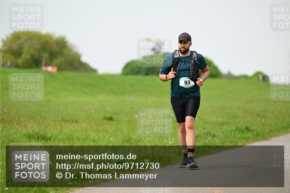 10.05.2026 - 8. Wedeler Halbmarathon Dr. Thomas Lammeyer http://msf.ph/oto/9712730 10.05.2026 12:09:46 Laufen  meine-sportfotos.de