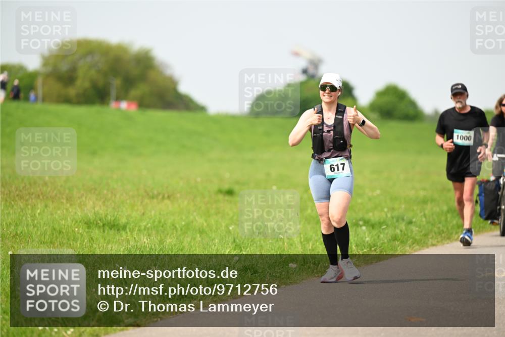 10.05.2026 - 8. Wedeler Halbmarathon Dr. Thomas Lammeyer http://msf.ph/oto/9712756 10.05.2026 12:10:02 Laufen 617, 1000 meine-sportfotos.de