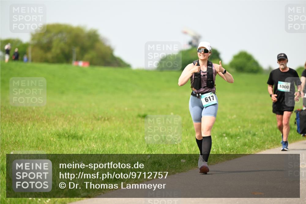 10.05.2026 - 8. Wedeler Halbmarathon Dr. Thomas Lammeyer http://msf.ph/oto/9712757 10.05.2026 12:10:02 Laufen 617, 1000 meine-sportfotos.de