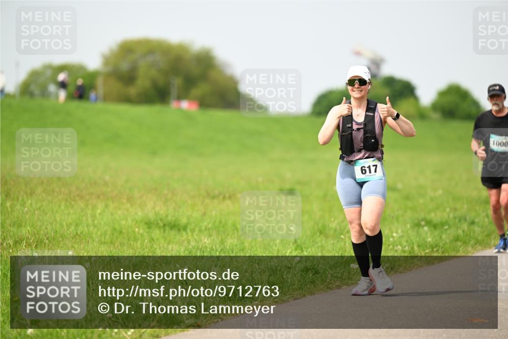 10.05.2026 - 8. Wedeler Halbmarathon Dr. Thomas Lammeyer http://msf.ph/oto/9712763 10.05.2026 12:10:03 Laufen 617, 1000 meine-sportfotos.de