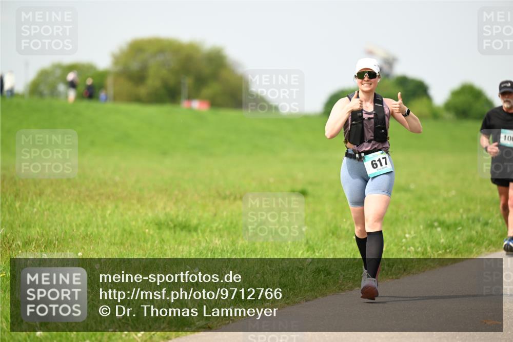 10.05.2026 - 8. Wedeler Halbmarathon Dr. Thomas Lammeyer http://msf.ph/oto/9712766 10.05.2026 12:10:03 Laufen 617, 100 meine-sportfotos.de