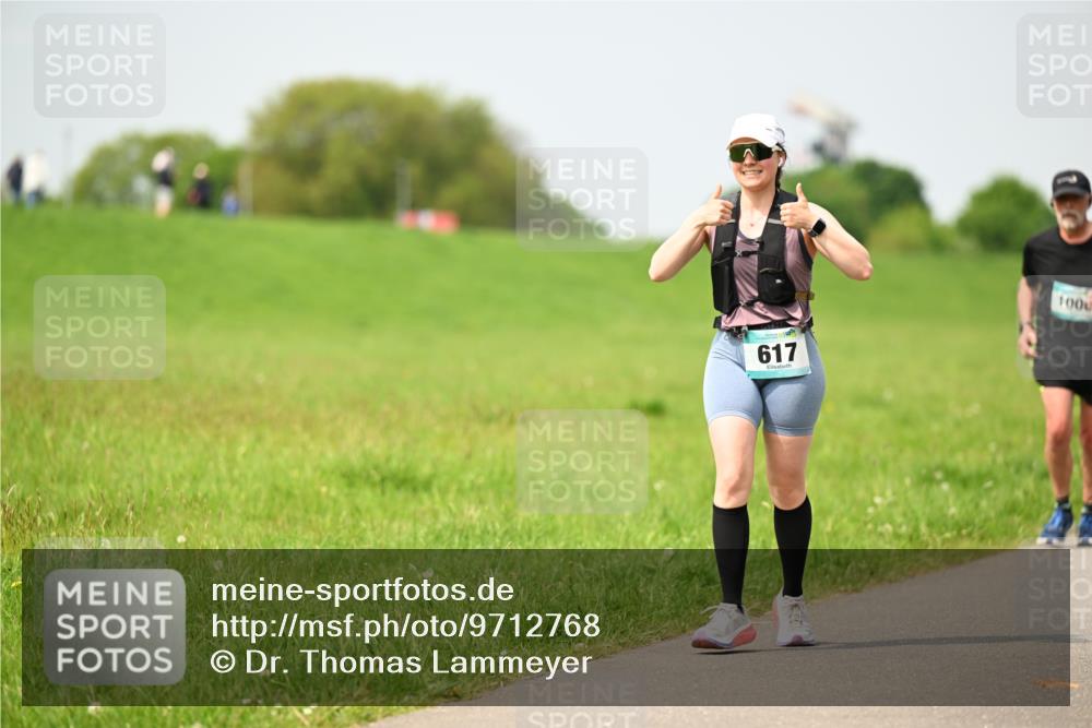 10.05.2026 - 8. Wedeler Halbmarathon Dr. Thomas Lammeyer http://msf.ph/oto/9712768 10.05.2026 12:10:03 Laufen 617, 100 meine-sportfotos.de