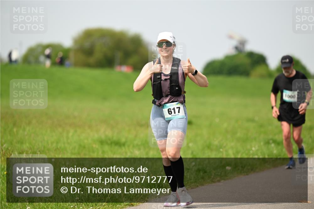 10.05.2026 - 8. Wedeler Halbmarathon Dr. Thomas Lammeyer http://msf.ph/oto/9712777 10.05.2026 12:10:04 Laufen 617, 1000 meine-sportfotos.de