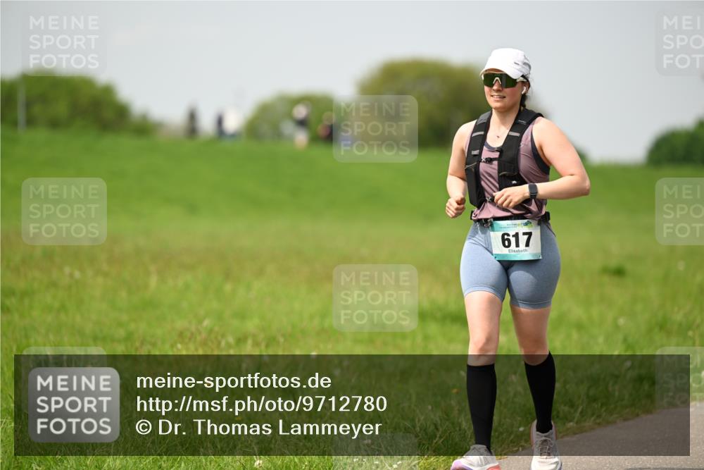 10.05.2026 - 8. Wedeler Halbmarathon Dr. Thomas Lammeyer http://msf.ph/oto/9712780 10.05.2026 12:10:05 Laufen 617 meine-sportfotos.de
