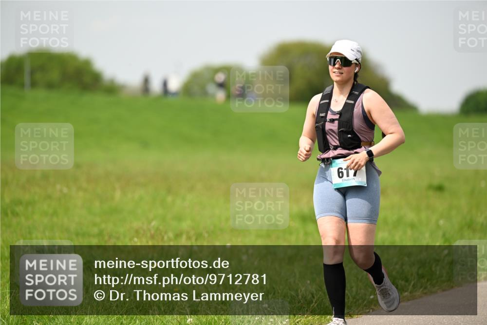 10.05.2026 - 8. Wedeler Halbmarathon Dr. Thomas Lammeyer http://msf.ph/oto/9712781 10.05.2026 12:10:05 Laufen 614 meine-sportfotos.de
