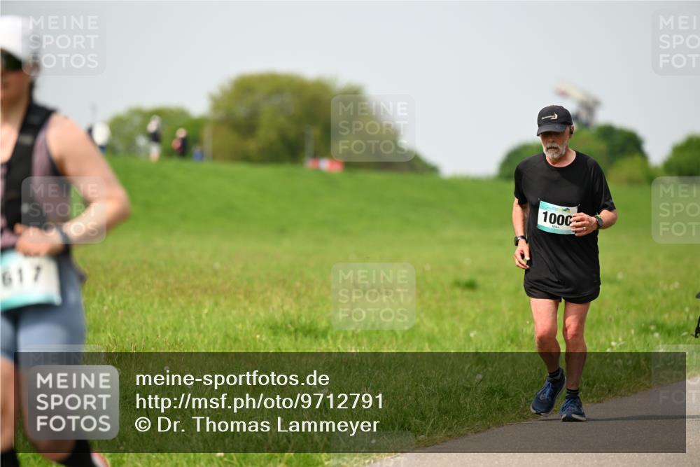 10.05.2026 - 8. Wedeler Halbmarathon Dr. Thomas Lammeyer http://msf.ph/oto/9712791 10.05.2026 12:10:06 Laufen 617, 1000 meine-sportfotos.de