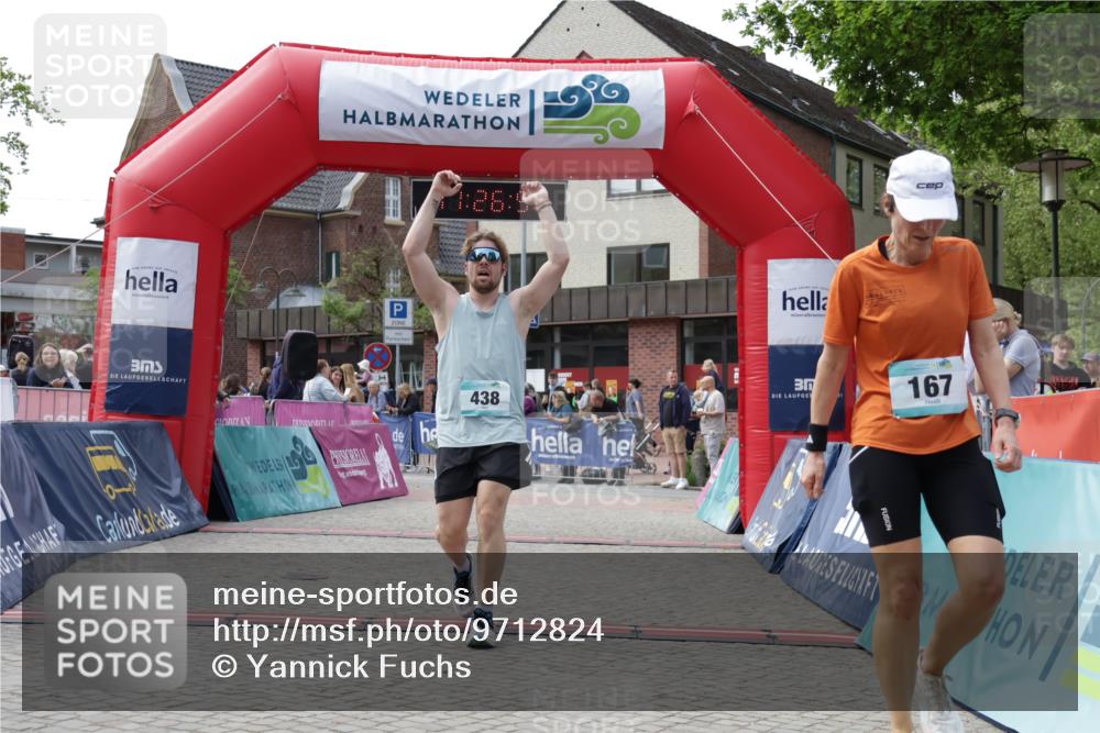 10.05.2026 - 8. Wedeler Halbmarathon Yannick Fuchs http://msf.ph/oto/9712824 10.05.2026 11:26:49 Ziel 167, 438, 989 meine-sportfotos.de