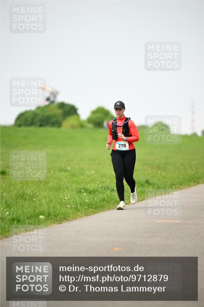10.05.2026 - 8. Wedeler Halbmarathon Dr. Thomas Lammeyer http://msf.ph/oto/9712879 10.05.2026 12:10:52 Laufen 270 meine-sportfotos.de