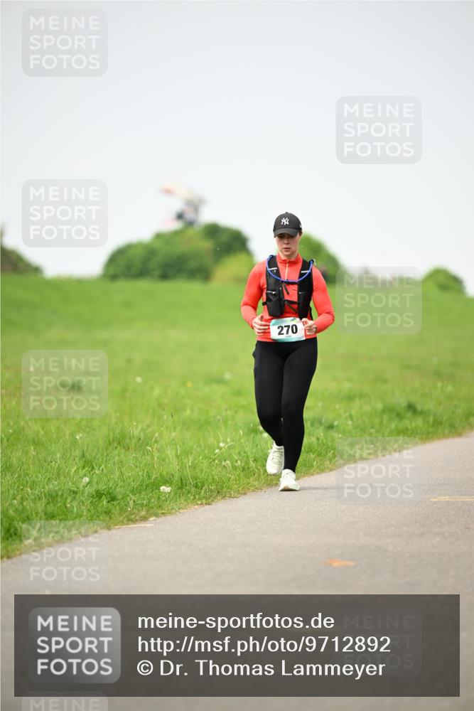 10.05.2026 - 8. Wedeler Halbmarathon Dr. Thomas Lammeyer http://msf.ph/oto/9712892 10.05.2026 12:10:54 Laufen 270 meine-sportfotos.de