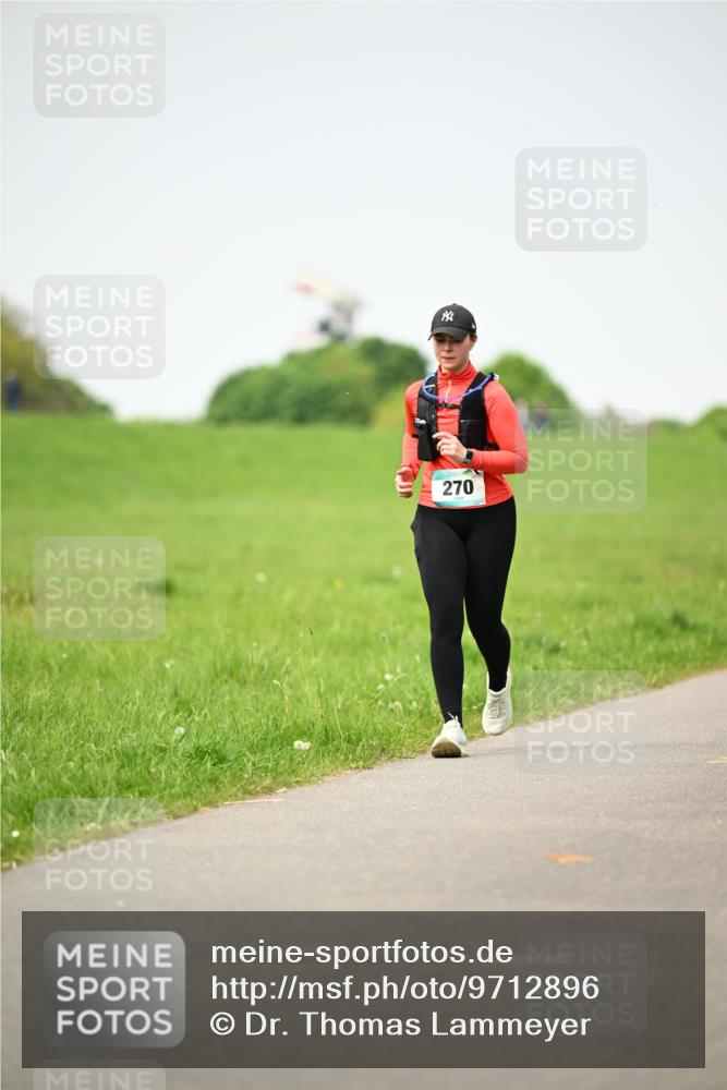 10.05.2026 - 8. Wedeler Halbmarathon Dr. Thomas Lammeyer http://msf.ph/oto/9712896 10.05.2026 12:10:54 Laufen 270 meine-sportfotos.de