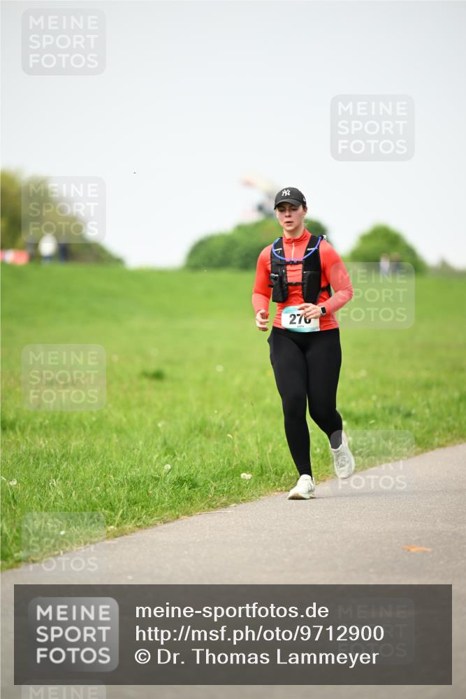 10.05.2026 - 8. Wedeler Halbmarathon Dr. Thomas Lammeyer http://msf.ph/oto/9712900 10.05.2026 12:10:55 Laufen 276 meine-sportfotos.de