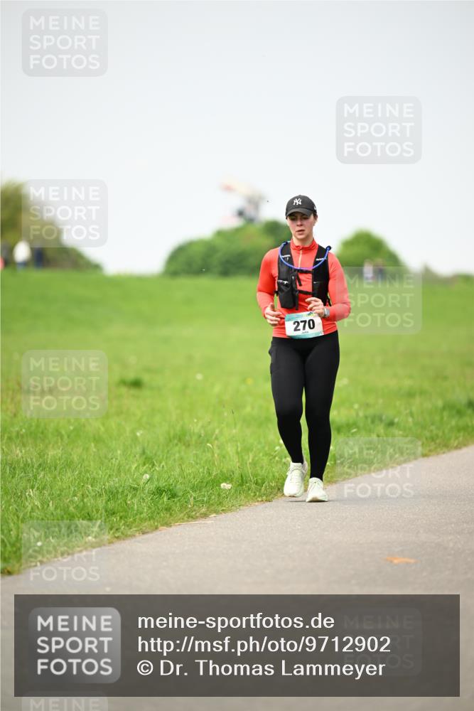 10.05.2026 - 8. Wedeler Halbmarathon Dr. Thomas Lammeyer http://msf.ph/oto/9712902 10.05.2026 12:10:54 Laufen 270 meine-sportfotos.de