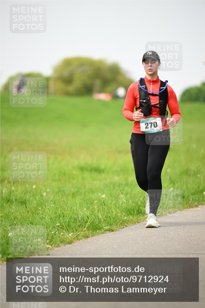 10.05.2026 - 8. Wedeler Halbmarathon Dr. Thomas Lammeyer http://msf.ph/oto/9712924 10.05.2026 12:10:57 Laufen 270 meine-sportfotos.de