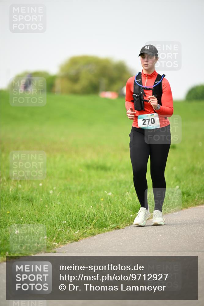 10.05.2026 - 8. Wedeler Halbmarathon Dr. Thomas Lammeyer http://msf.ph/oto/9712927 10.05.2026 12:10:57 Laufen 270 meine-sportfotos.de