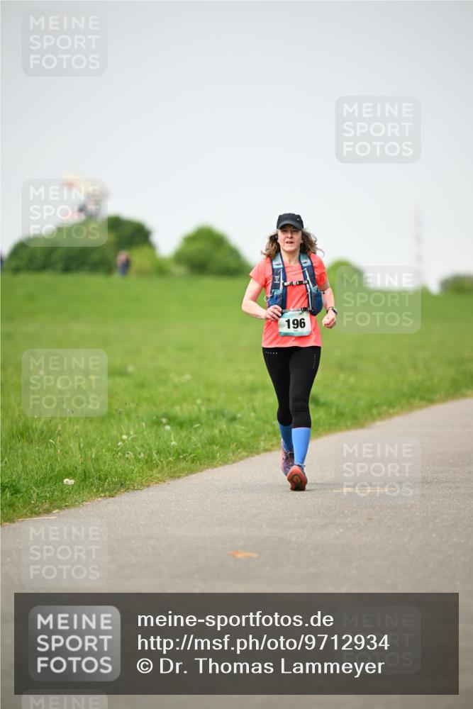 10.05.2026 - 8. Wedeler Halbmarathon Dr. Thomas Lammeyer http://msf.ph/oto/9712934 10.05.2026 12:11:22 Laufen 196 meine-sportfotos.de