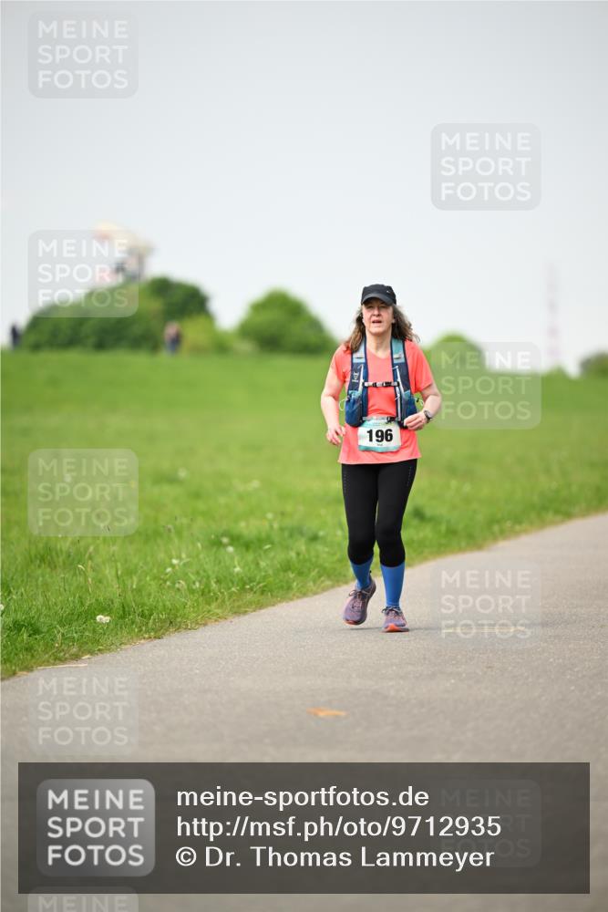 10.05.2026 - 8. Wedeler Halbmarathon Dr. Thomas Lammeyer http://msf.ph/oto/9712935 10.05.2026 12:11:22 Laufen 196 meine-sportfotos.de