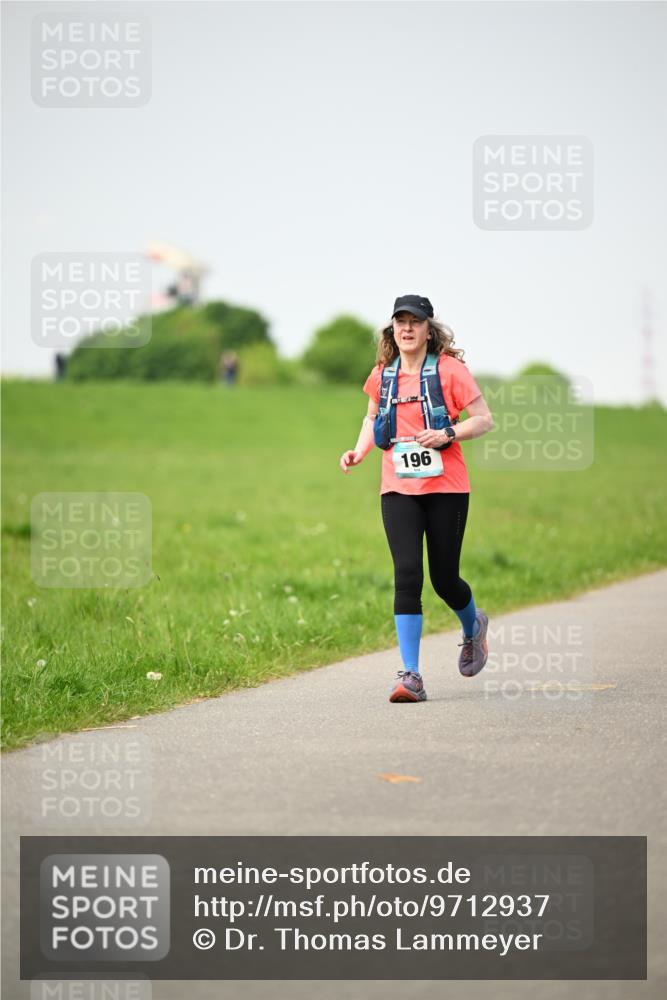 10.05.2026 - 8. Wedeler Halbmarathon Dr. Thomas Lammeyer http://msf.ph/oto/9712937 10.05.2026 12:11:22 Laufen 196 meine-sportfotos.de