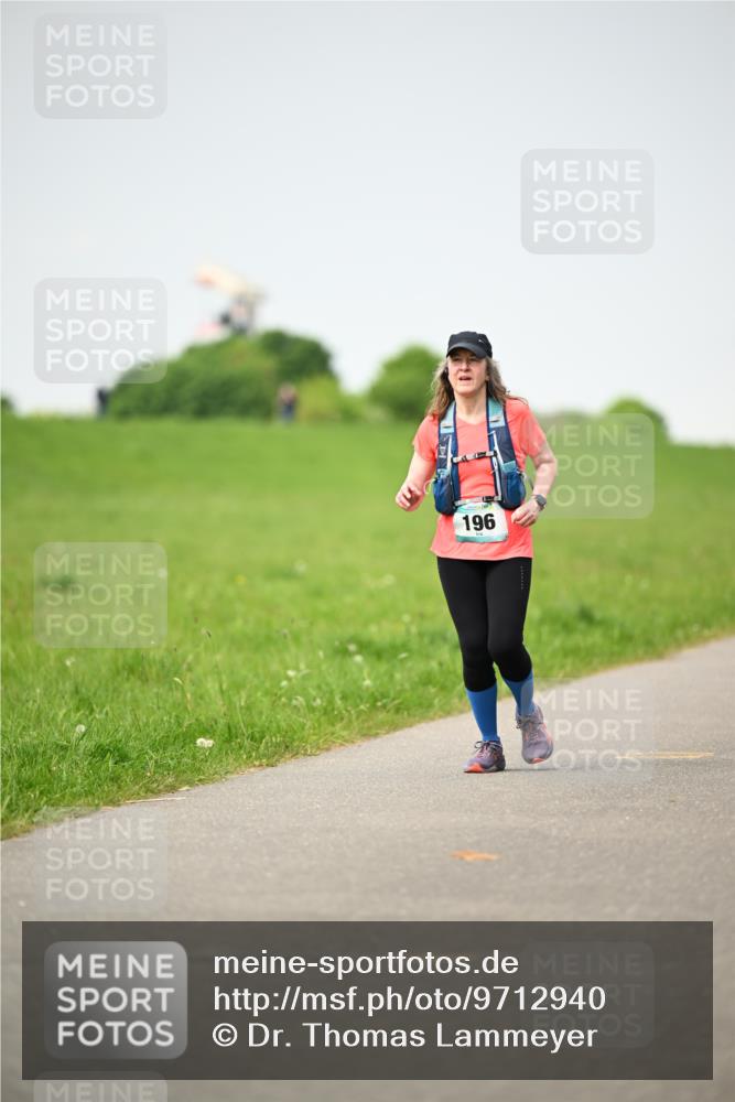 10.05.2026 - 8. Wedeler Halbmarathon Dr. Thomas Lammeyer http://msf.ph/oto/9712940 10.05.2026 12:11:22 Laufen 196 meine-sportfotos.de